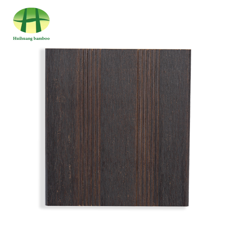 Pardoseală din bambus cu dungi duble